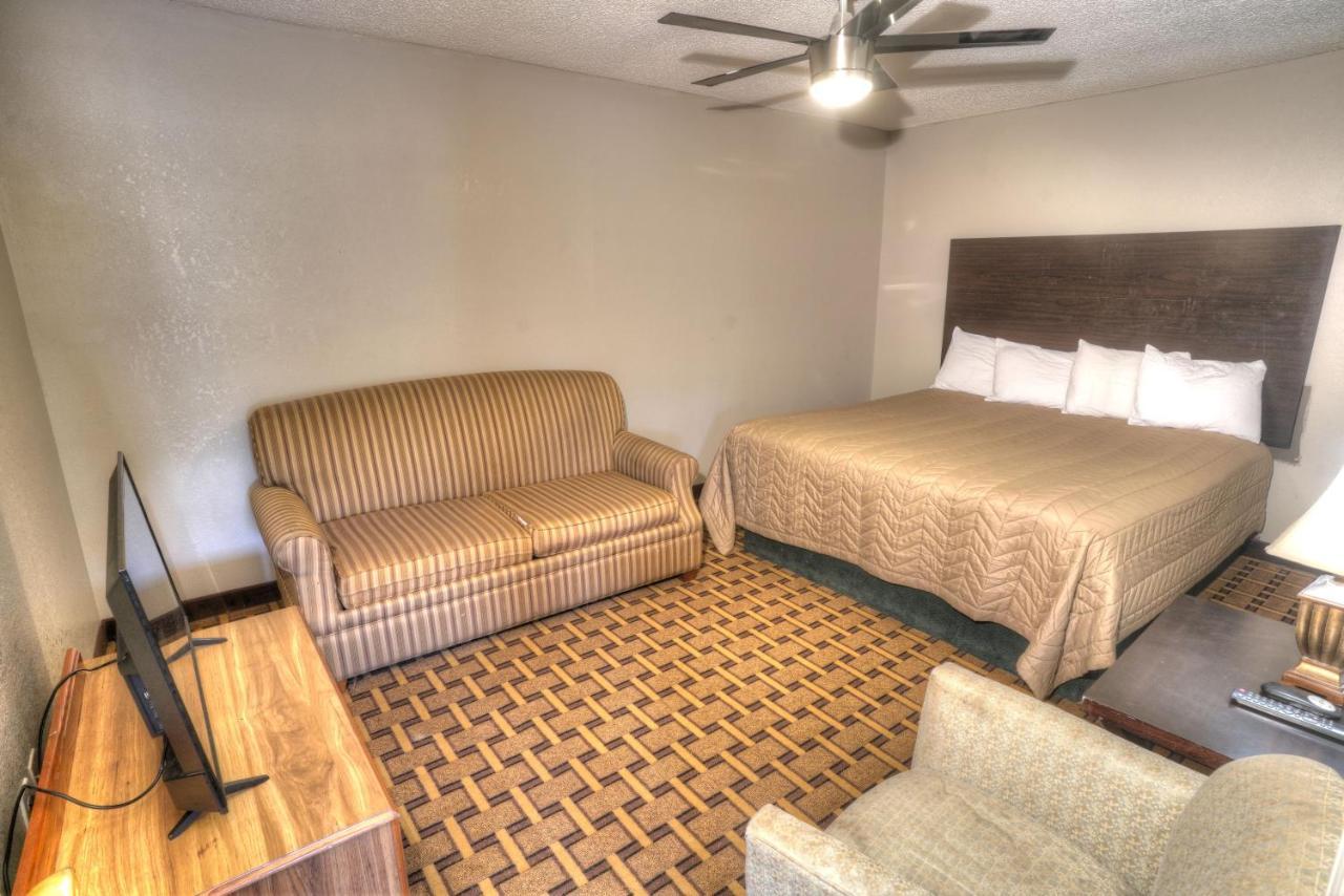 Amerivu Inn & Suites - Helen - Downtown Экстерьер фото