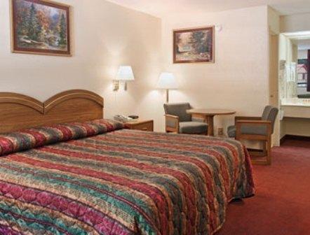 Amerivu Inn & Suites - Helen - Downtown Номер фото