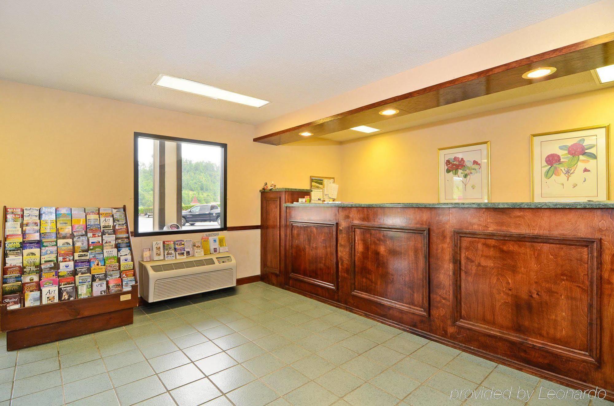 Amerivu Inn & Suites - Helen - Downtown Интерьер фото