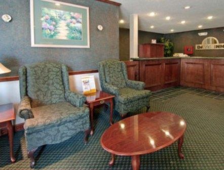 Amerivu Inn & Suites - Helen - Downtown Интерьер фото